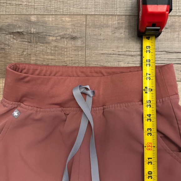 Figs Clay Pink Red Scrub Set joggers - Picture 5 of 8